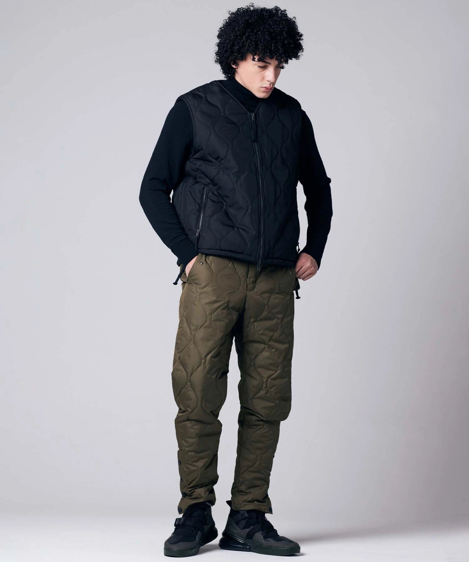 Taion - Military Reversible Down + Boa V Neck Vest - Black/Black - Vestes et Manteaux - TAION-R001BML-1