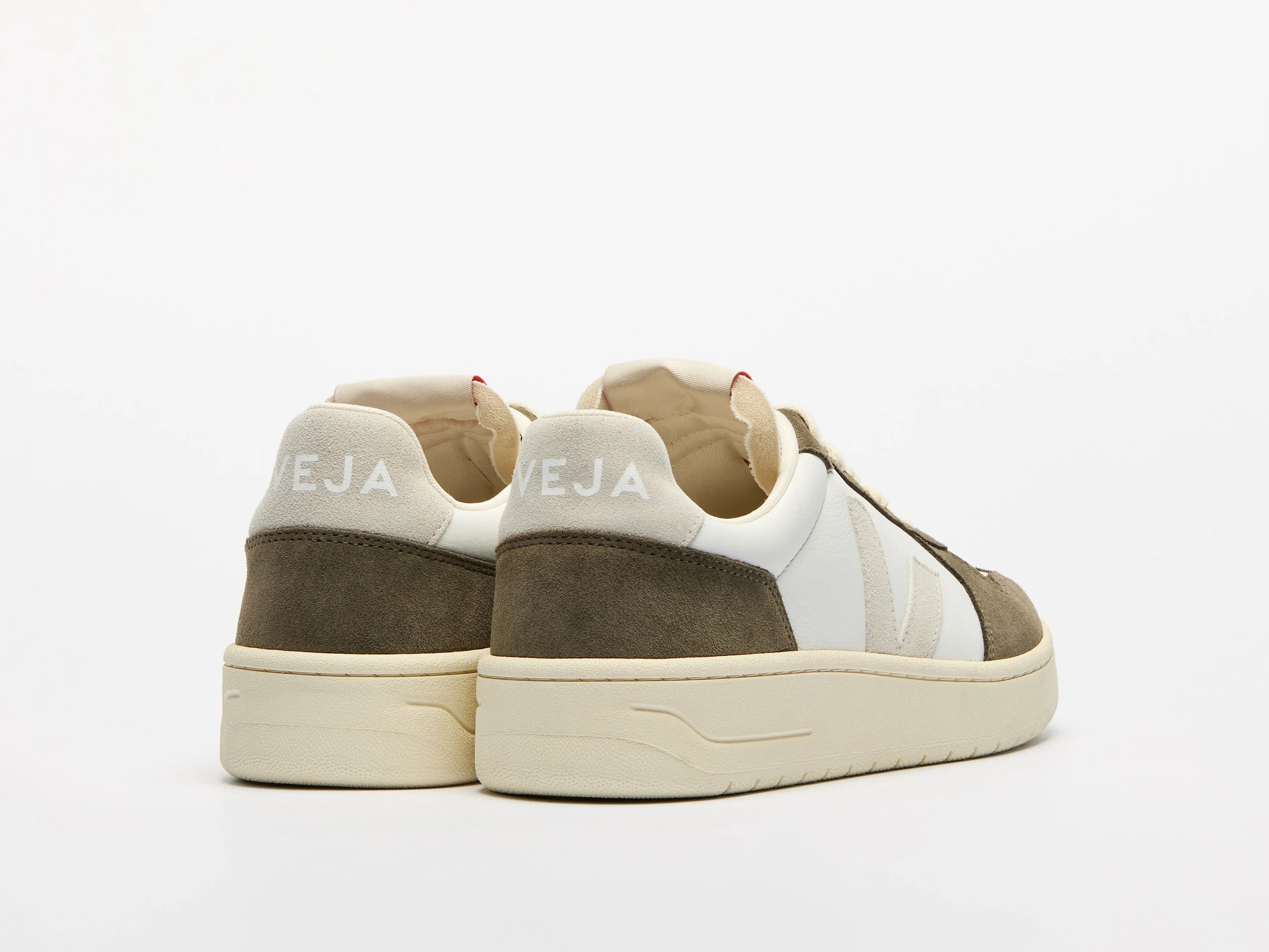 Veja - V - 82 Leather - White Natural Kaki - Chaussures - VE3320757B