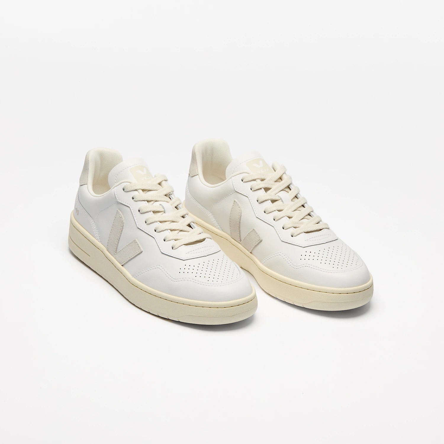 Veja - V90 Leather - White Natural - Chaussures - VD2003655A