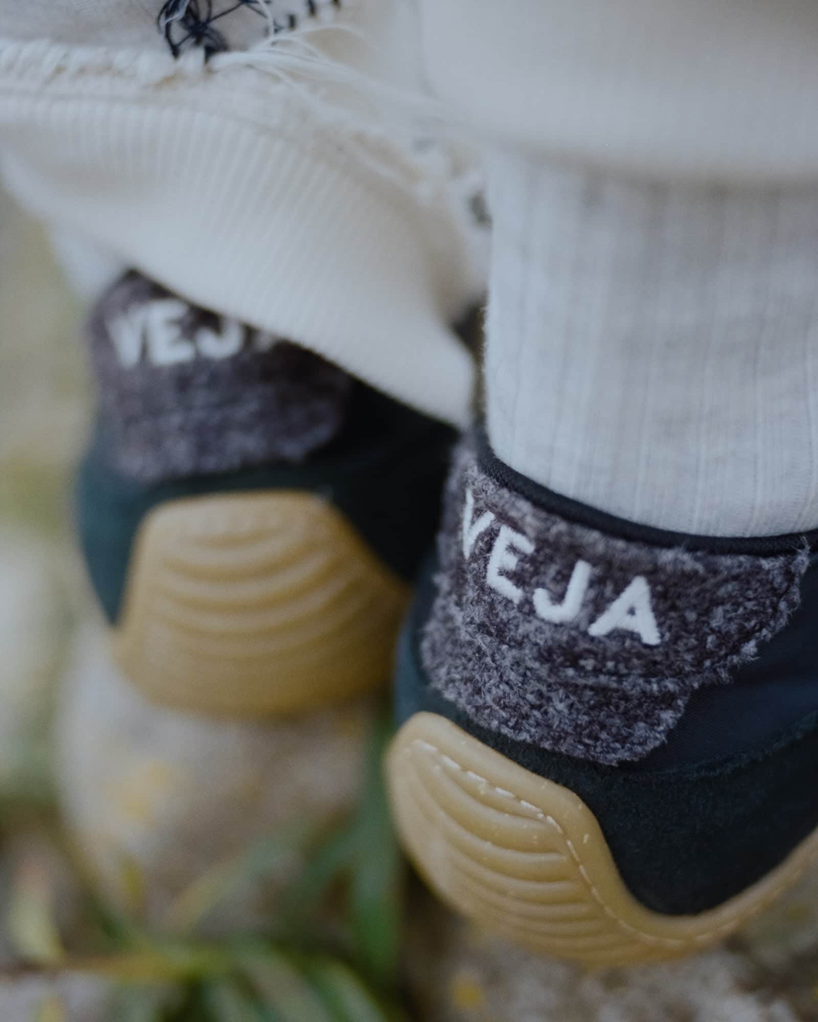 Veja x Baserange - Sneakers Jitsu - Black - Chaussures - NG3421599A