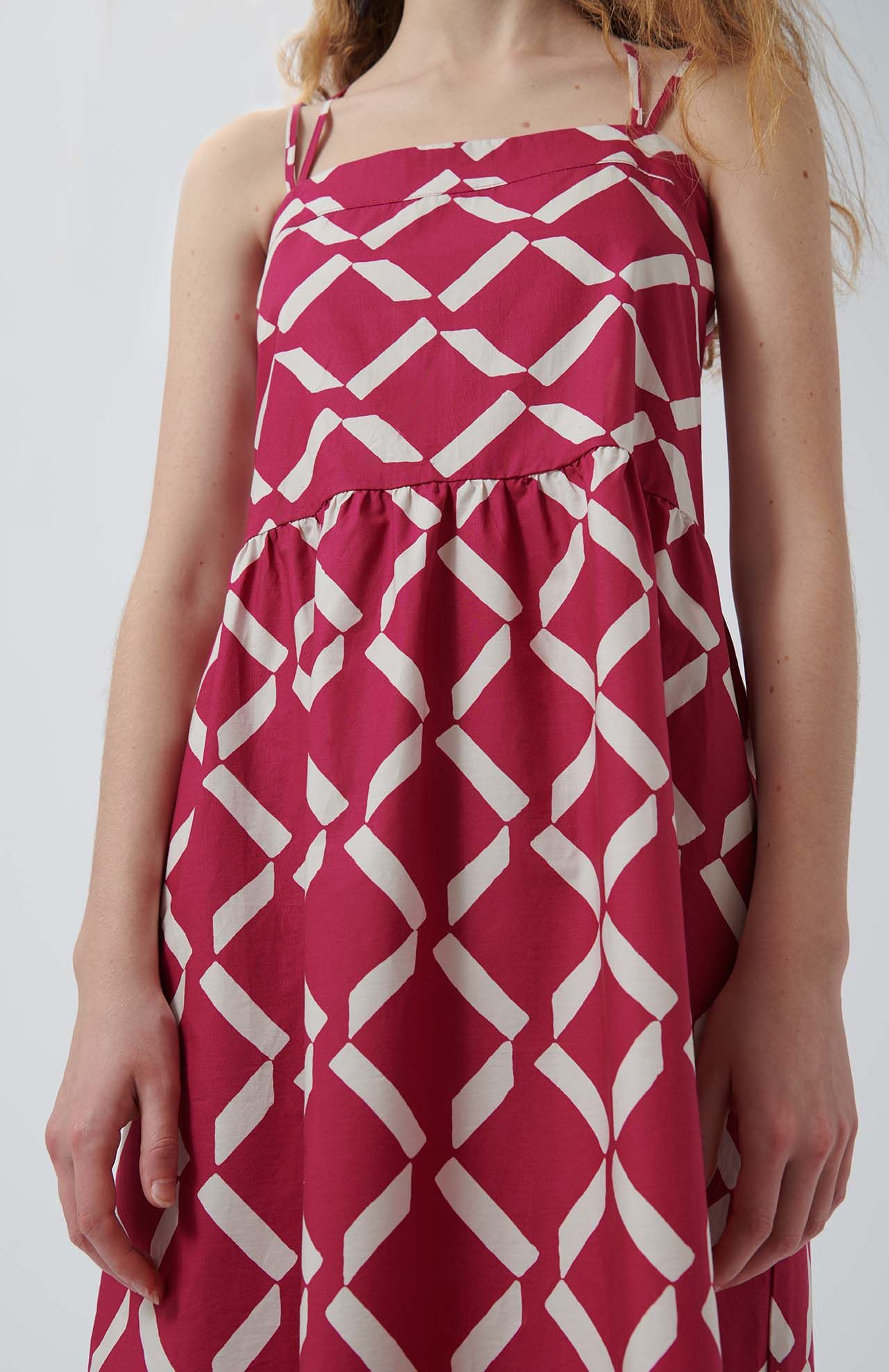 Loreak - Valeria - Robe Midi Rouge à bretelles croisés-Robes-