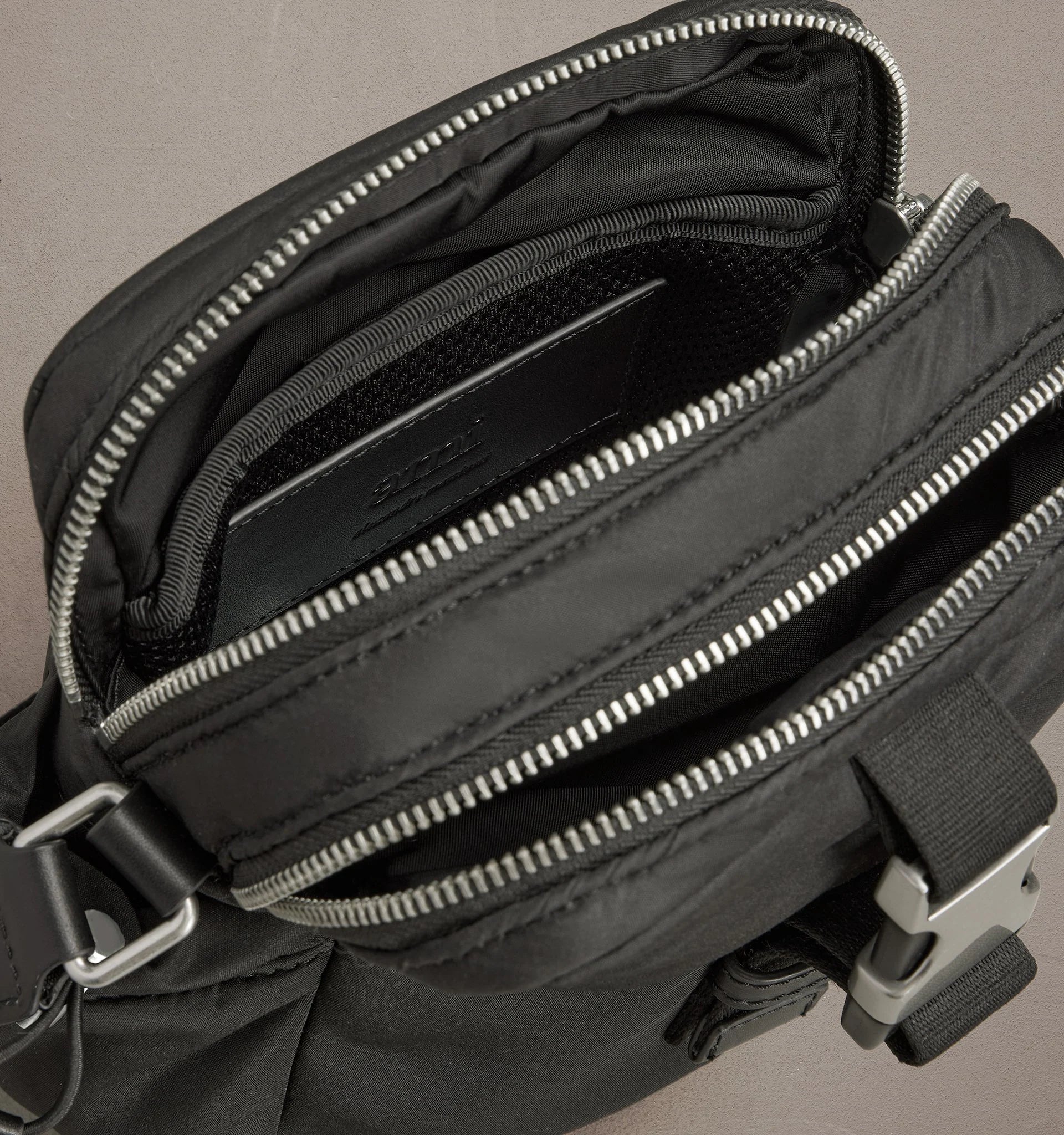 Ami Paris - Ami De Coeur Crossbody Pocket Bag - Noir-Accessoires-ULL181