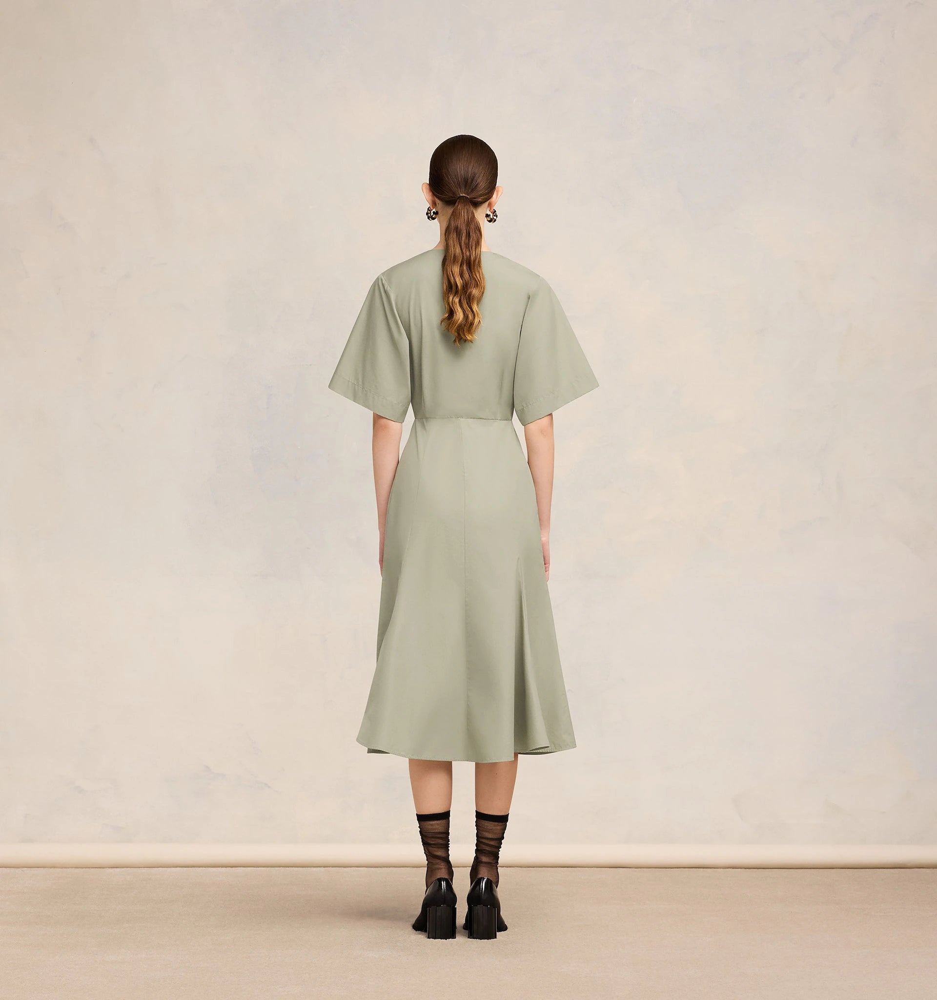 Ami Paris - Robe Midi Avec Patte Cachée - Sauge-Robes-FDR216.CO0063