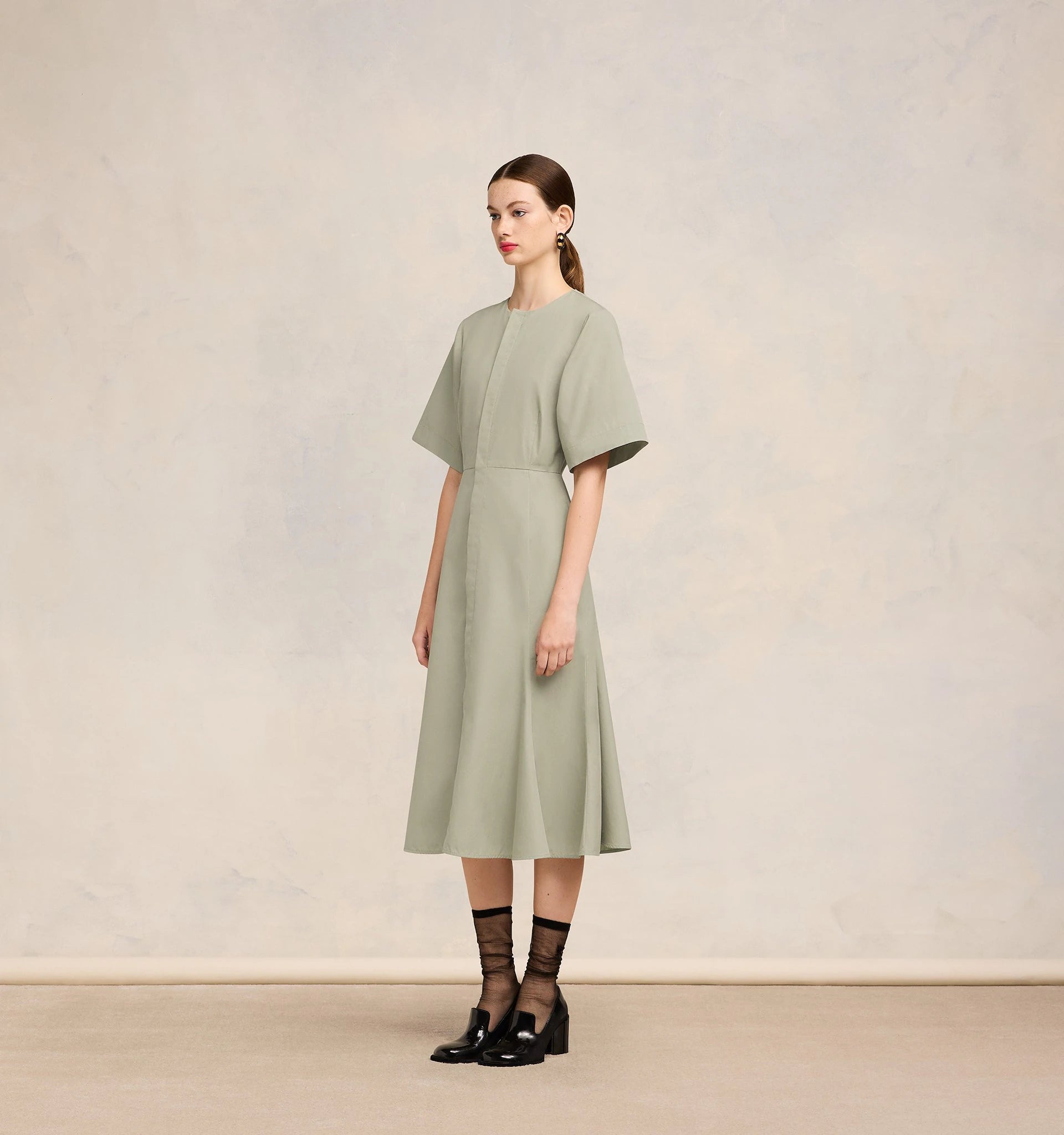 Ami Paris - Robe Midi Avec Patte Cachée - Sauge-Robes-FDR216.CO0063