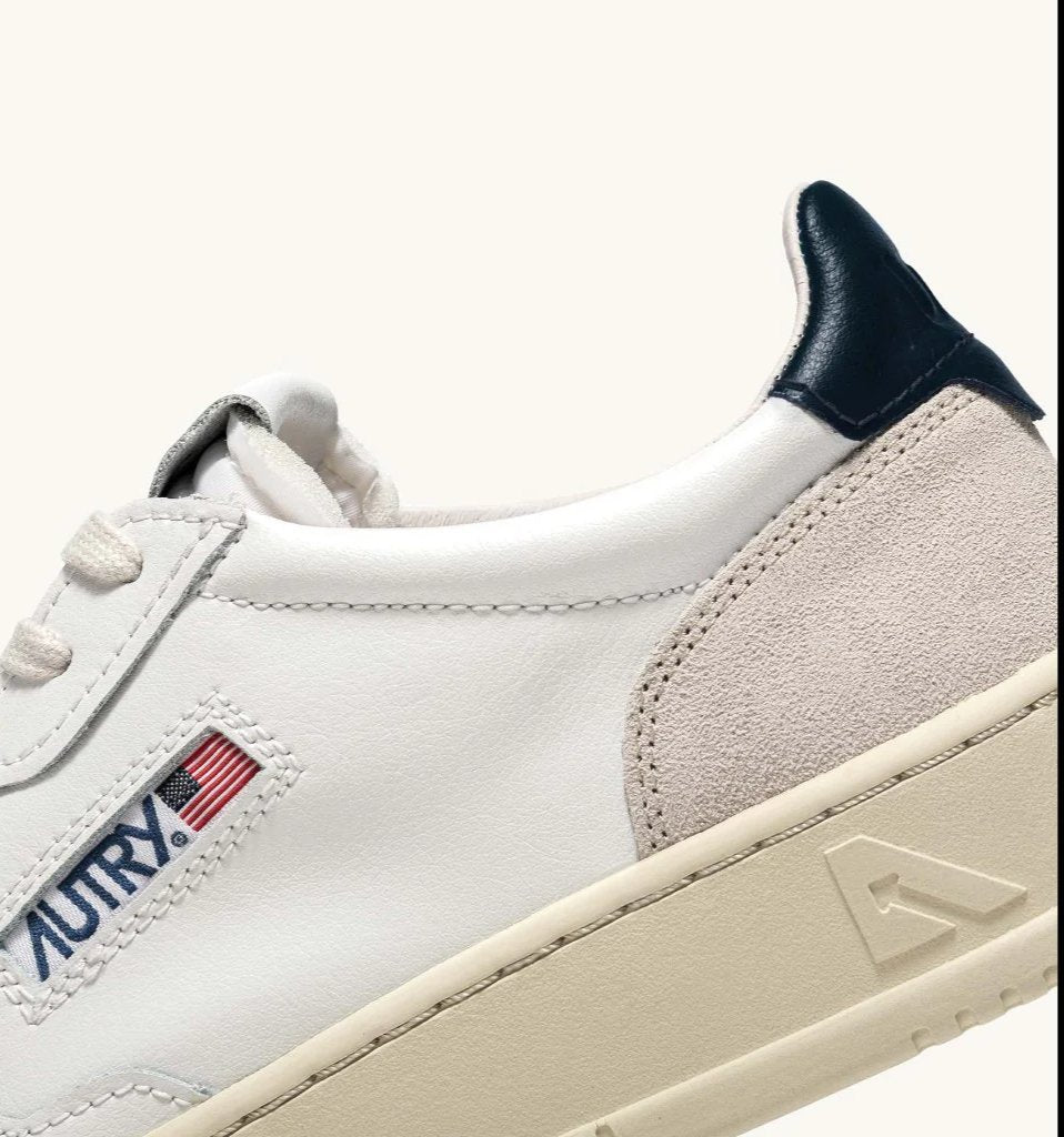 Autry 01 - Sneakers Low Leather/Suede - White/Blue-Chaussures-AULW LS28