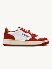 Autry 01 - Sneakers Medalist Low Man Leather/Leather - White/Red-Chaussures-AULMWB02