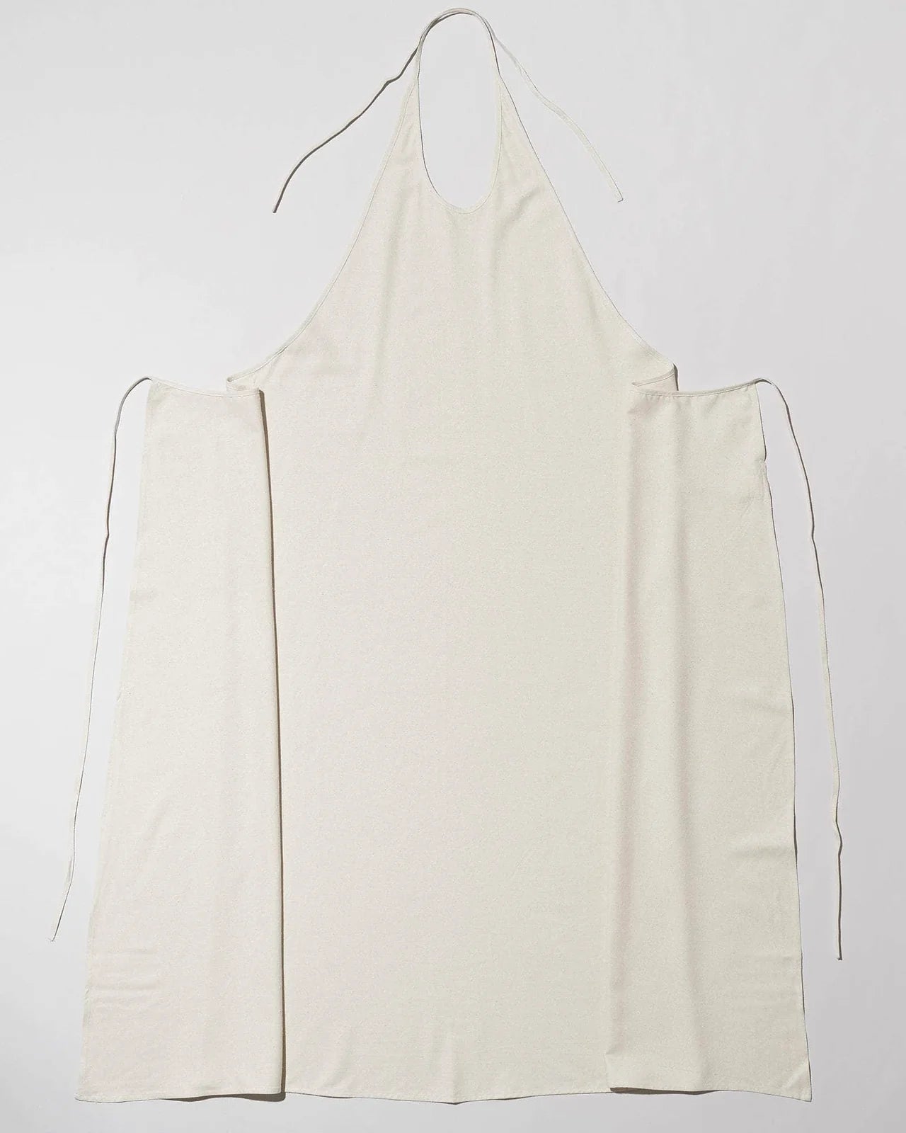 Baserange - Robe Apron en Soie Sauvage - Blanc cassé-Pulls et Sweats-DRAP-RS-000