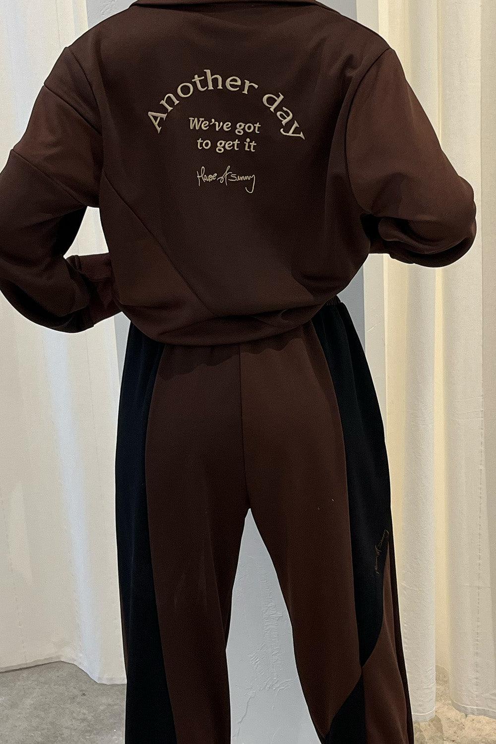 House Of Sunny - Another Day Tracksuit Pants - Chocolate - Pantalon de Survêtement - Marron Chocolat-Jupes et Pantalons-1972