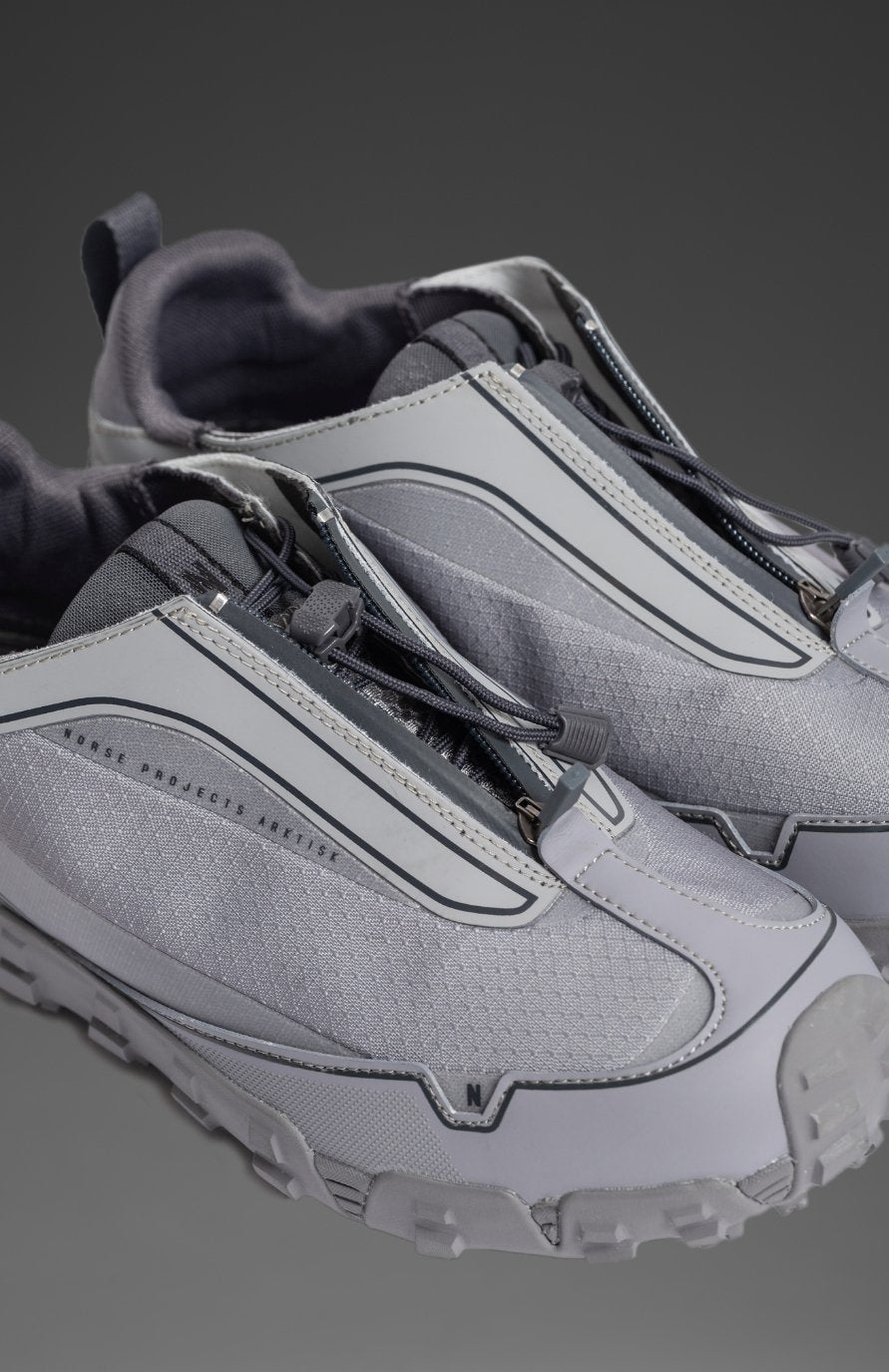 Norse Projects - Zip Up Runner - Glacial Grey-Chaussures-NPF01-0005