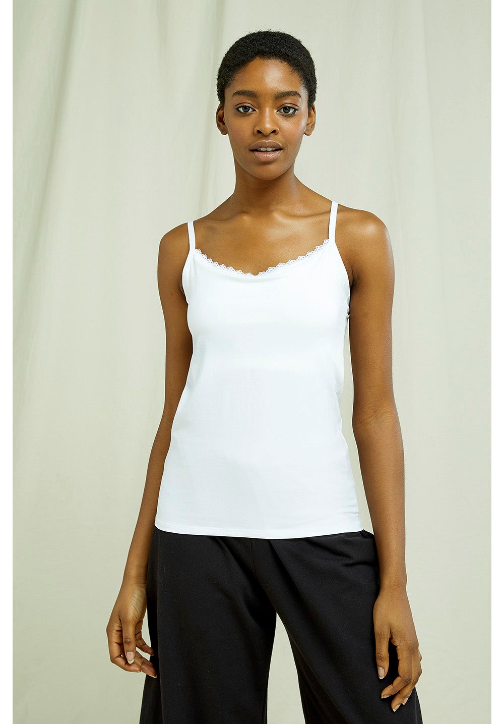 People Tree - Hidden Support Lace - Haut Blanc à Dentelles-Tops-M71UP.BK1