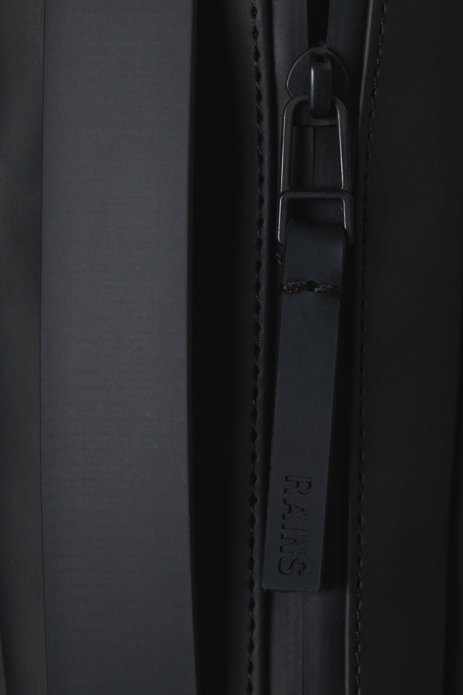 Rains - Box Bag Large - Black-Accessoires-13950