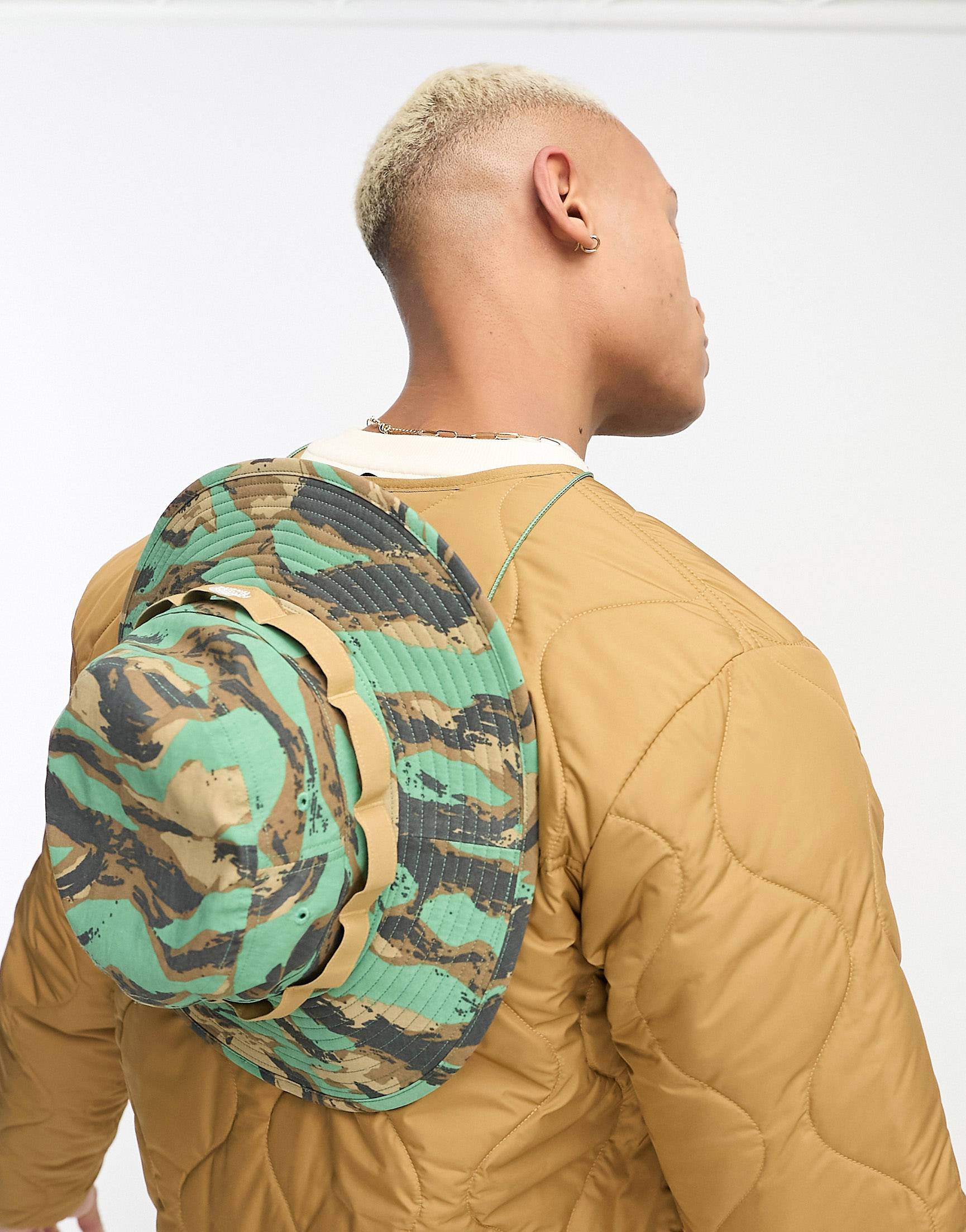 The North Face - Class V Brimmer - Camo Print Green-Accessoires-NF0A5FXFIOO1