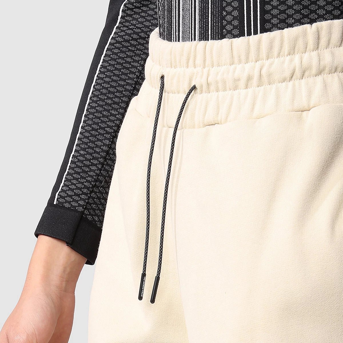 The North Face - Women Fine Pant - Gravel-Jupes et Pantalons-NF0A5IG43X41