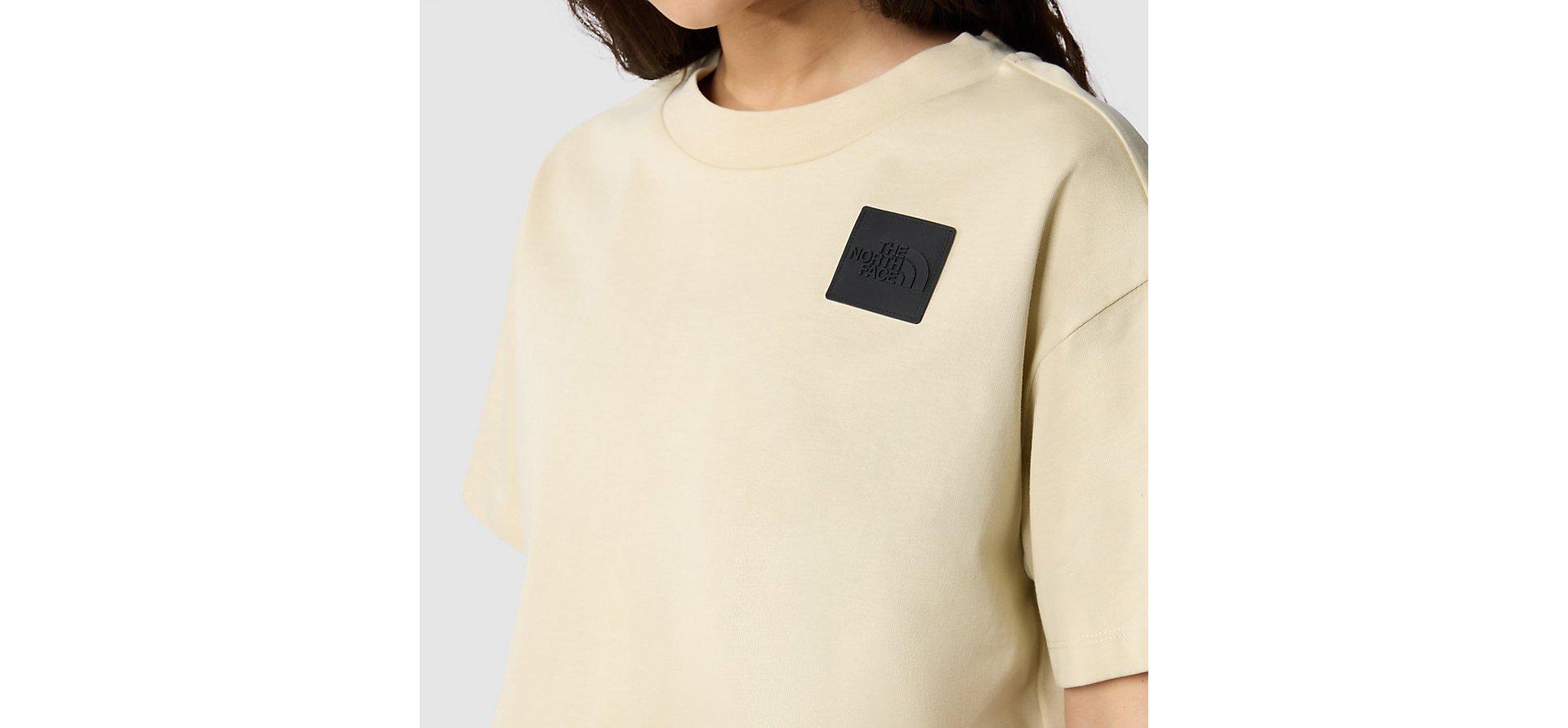 The North Face - W NSE Patch Tee - Gravel-T-shirts-NF0A85823X41
